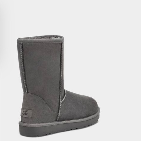 UGG Classic Short II boots - Picture 4 of 10